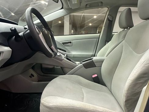 Used 2013 Toyota Prius Three w/ Solar Roof Pkg image 10