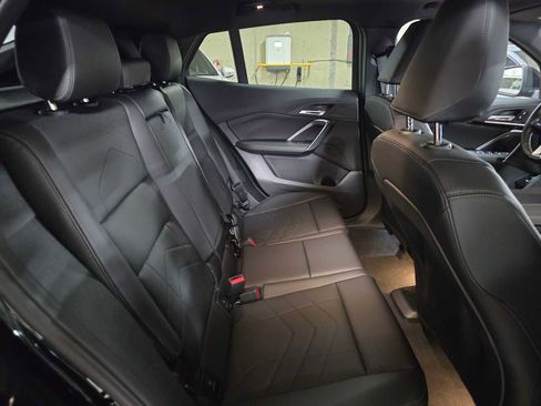 Used 2025 BMW X2 xDrive28i w/ Technology Package image 12