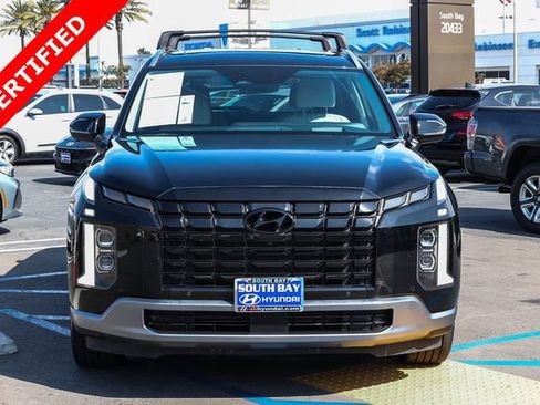 Used 2023 Hyundai Palisade Limited FWD image 2