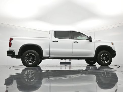 Used 2024 Chevrolet Silverado 1500 ZR2 w/ Technology Package AWD/4WD image 42