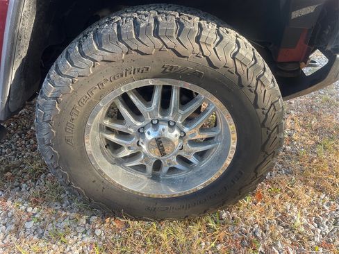 Used 2003 HUMMER H2 Sport Utility w/ Preferred Equipment Group image 36