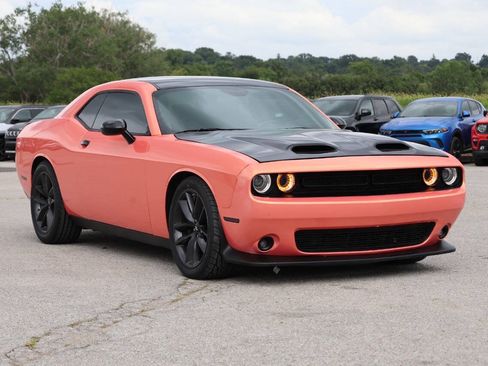 Used 2019 Dodge Challenger R/T Scat Pack w/ Shaker Package RWD image 4