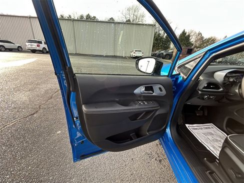 New 2026 Chrysler Pacifica Limited image 15