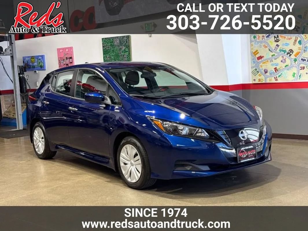 Used 2025 Nissan Leaf S FWD image 1