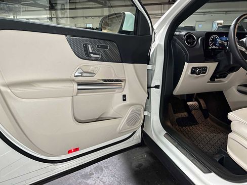 Certified 2026 Mercedes-Benz GLA 250 4MATIC image 21