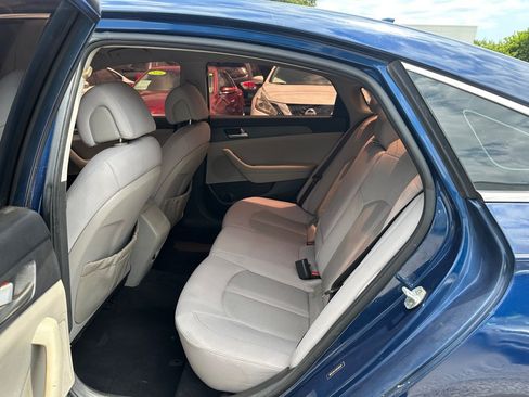 Used 2017 Hyundai Sonata SE FWD image 15