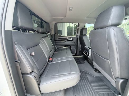 Used 2023 Chevrolet Silverado 1500 LTZ w/ LTZ Convenience Package II AWD/4WD image 26