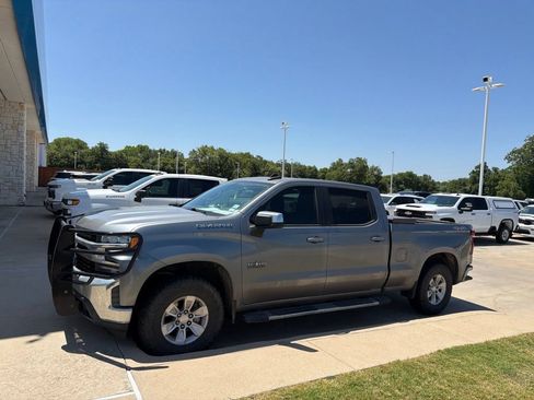 Used 2019 Chevrolet Silverado 1500 LT w/ Texas Edition AWD/4WD image 4