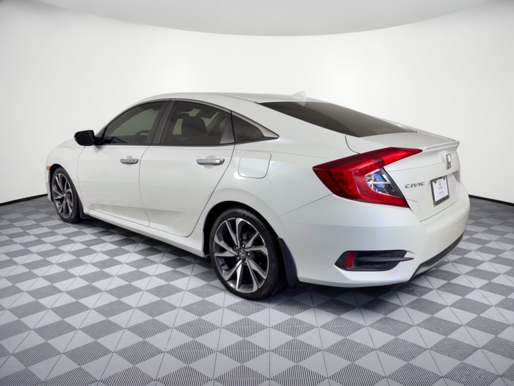 Certified 2019 Honda Civic Touring image 3