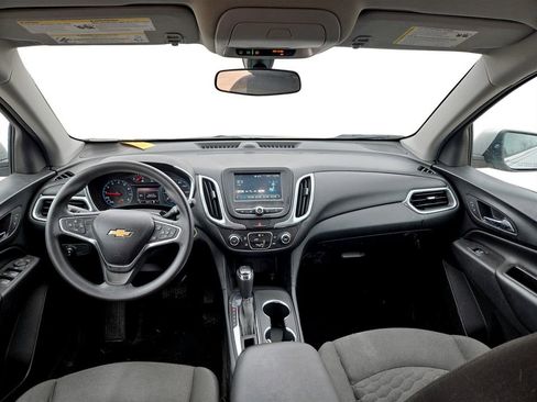 Used 2018 Chevrolet Equinox LT image 13