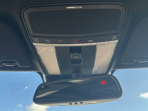 Used 2011 Mercedes-Benz S 550 image 31