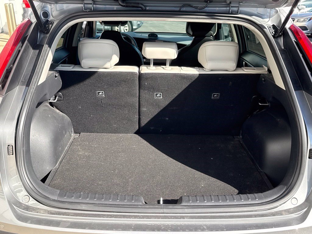 Used 2024 Kia Niro EX FWD image 5