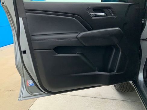 Used 2024 Chevrolet Colorado LT w/ LT Convenience Package III image 13