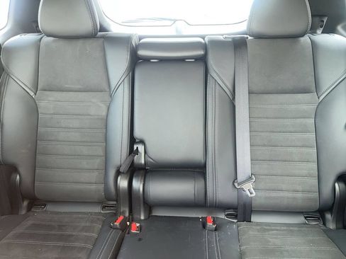 Used 2025 Mitsubishi Outlander SE AWD/4WD image 37