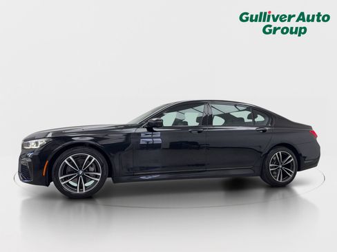 Used 2020 BMW 740i xDrive w/ M Sport Package AWD/4WD image 2