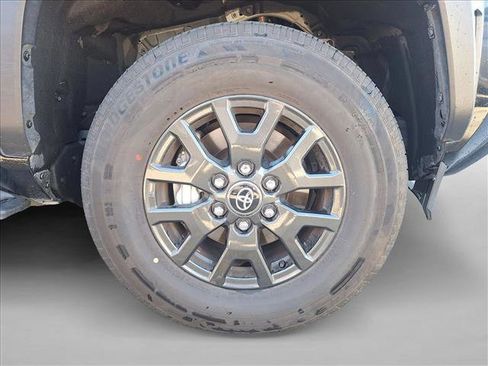 Used 2025 Toyota 4Runner SR5 image 20