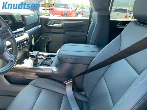 New 2026 Chevrolet Silverado 1500 LT Trail Boss w/ Convenience Package II AWD/4WD image 20