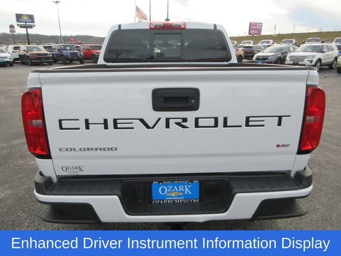 Used 2022 Chevrolet Colorado LT w/ LT Convenience Package image 4