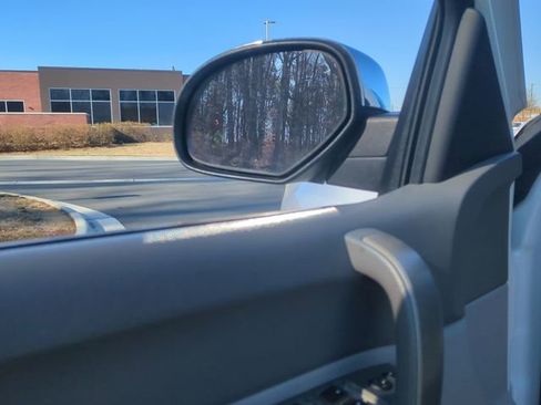 Used 2013 GMC Sierra 1500 W/T image 18