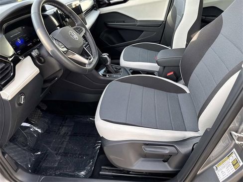 Certified 2025 Volkswagen Taos S image 13