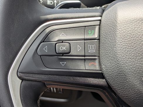 Used 2023 Jeep Grand Cherokee L Laredo AWD/4WD image 20