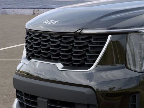 New 2026 Kia Sorento LX FWD image 12