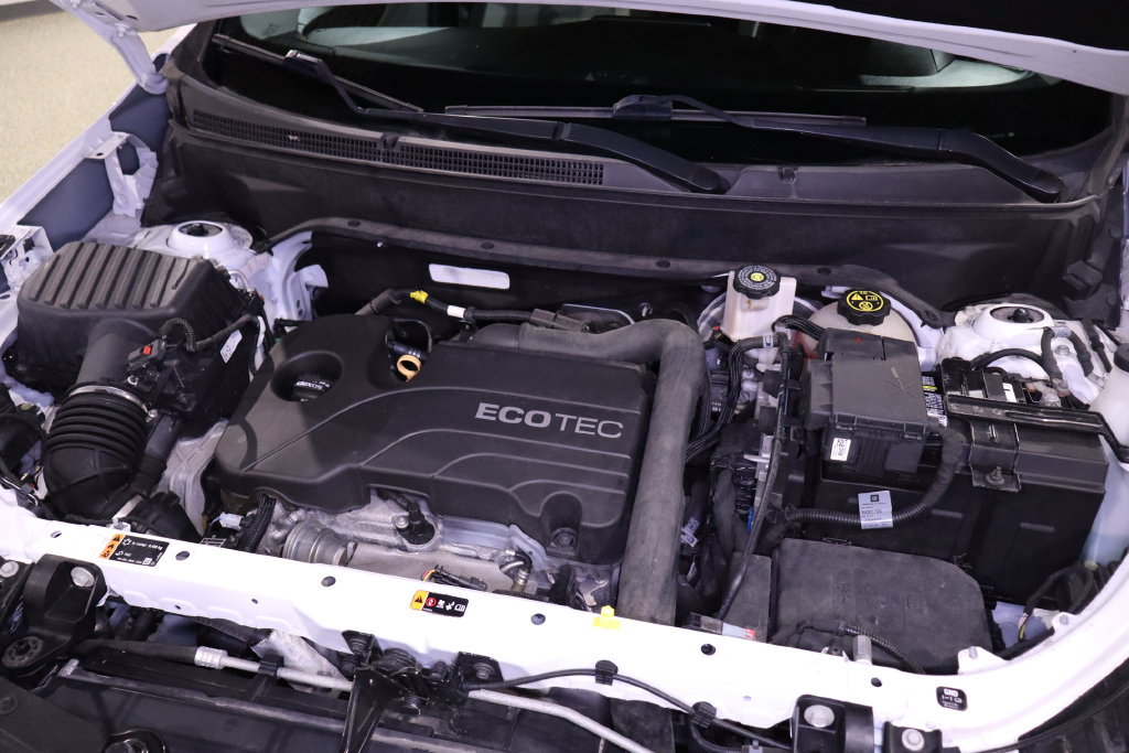 Used 2020 Chevrolet Equinox LS w/ LS Convenience Package FWD image 31
