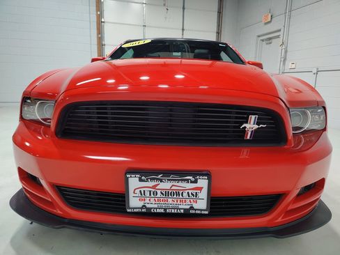 Used 2014 Ford Mustang GT w/ Equipment Group 402A RWD image 3