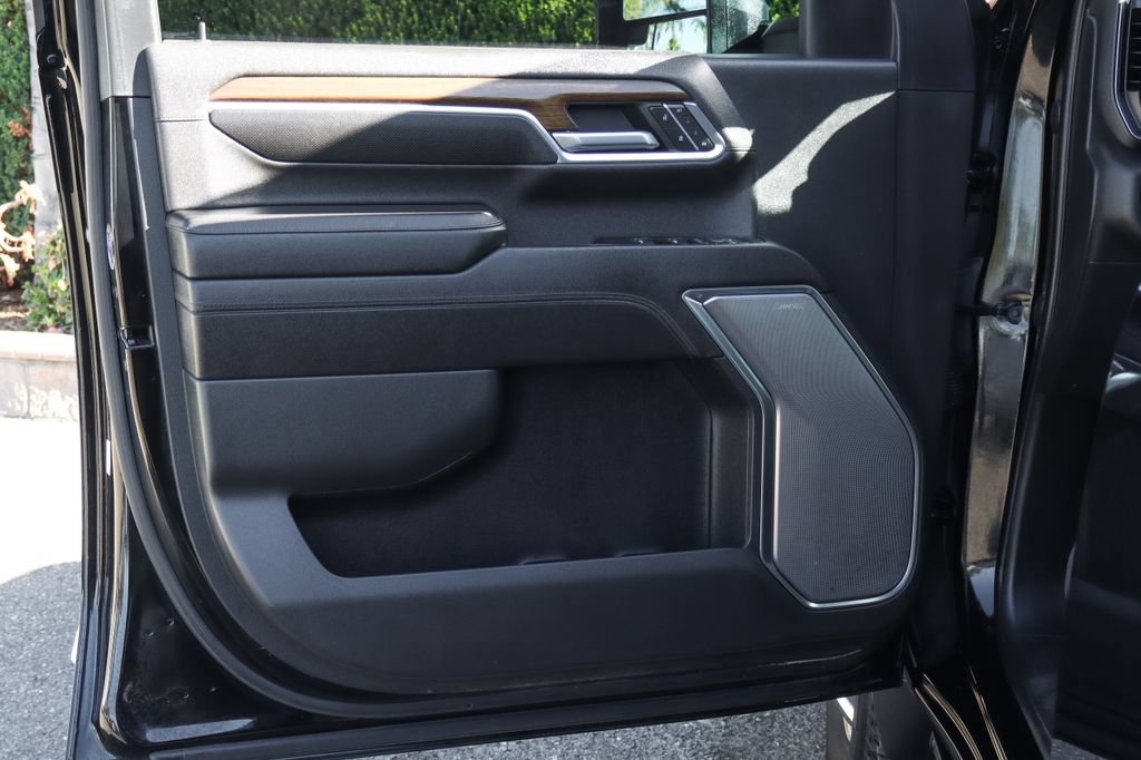 Used 2024 Chevrolet Silverado 3500 High Country w/ High Country Premium Package AWD/4WD image 23