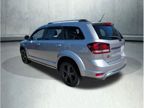 Used 2018 Dodge Journey Crossroad AWD/4WD image 3