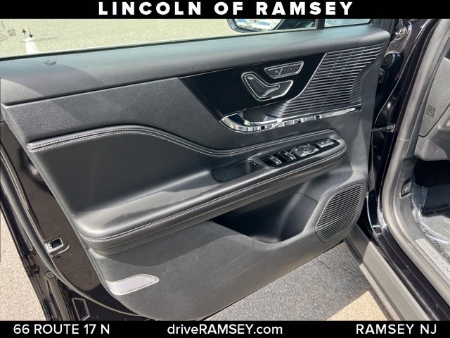 Certified 2020 Lincoln Corsair AWD w/ Equipment Group 101A image 11