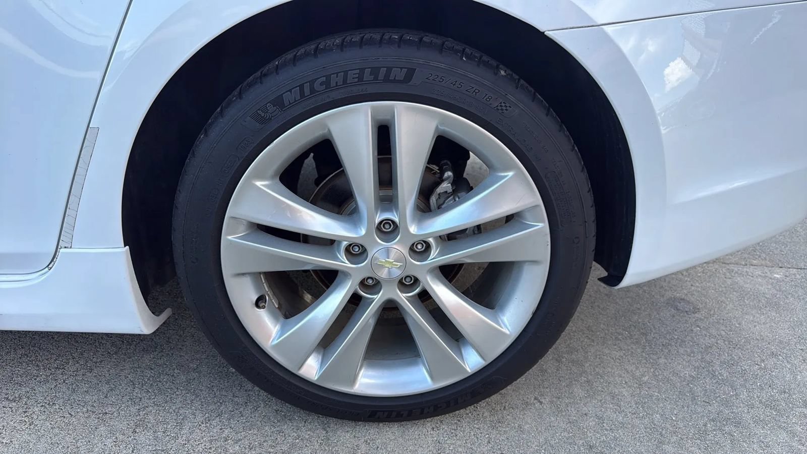 Used 2014 Chevrolet Cruze LTZ w/ RS Package FWD image 16