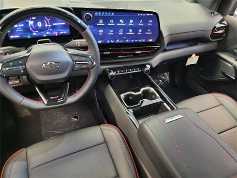 New 2024 Chevrolet Silverado EV RST image 8