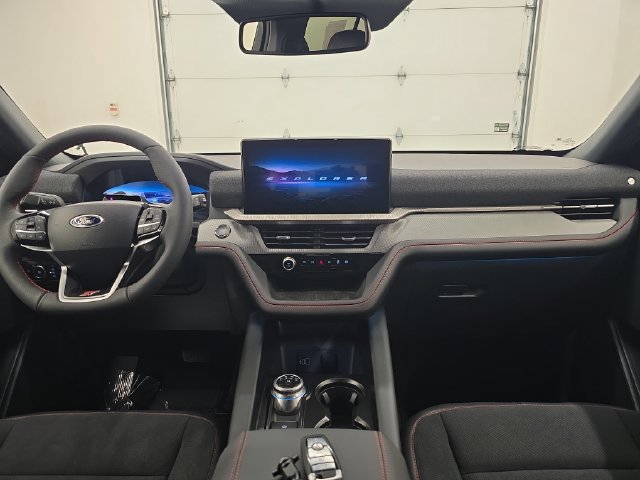 Used 2026 Ford Explorer ST AWD/4WD image 14