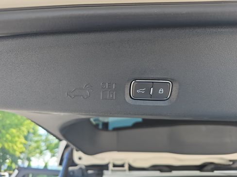 Used 2025 Ford Expedition Tremor AWD/4WD image 16