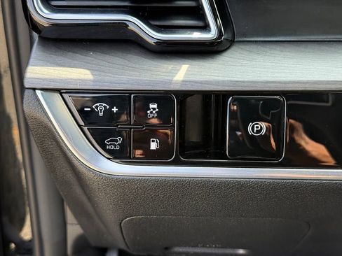 Used 2023 Kia Sportage X-Line AWD/4WD image 26