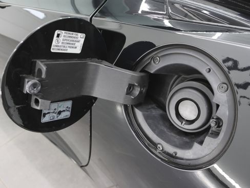 Used 2014 Chevrolet Corvette Stingray Coupe image 28