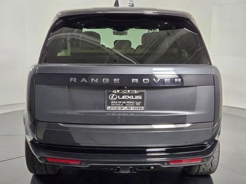 Used 2025 Land Rover Range Rover Long Wheelbase SE image 5