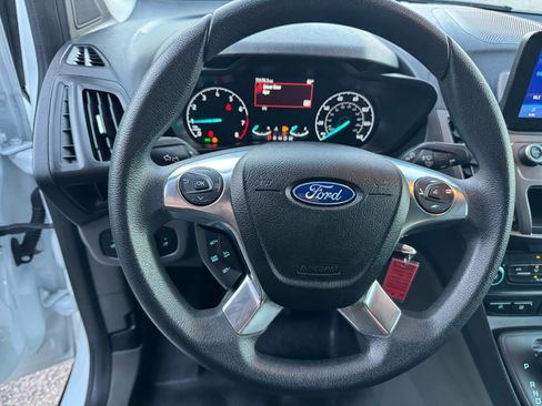 Used 2022 Ford Transit Connect XL image 13