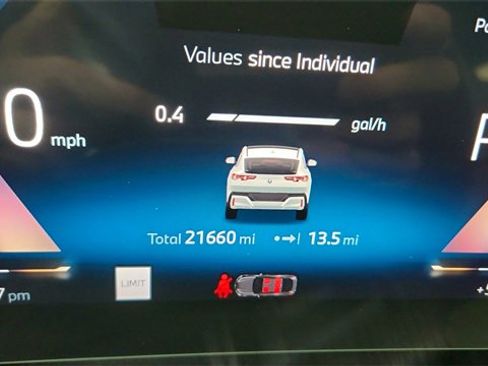 Used 2025 BMW X2 xDrive28i image 38