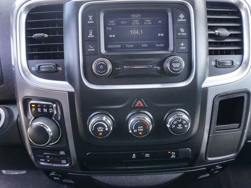 Used 2024 RAM 1500 Warlock AWD/4WD image 18