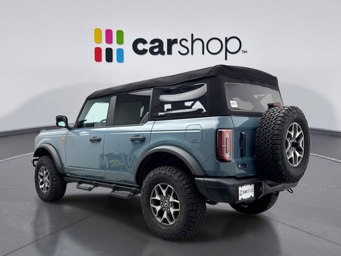 Used 2023 Ford Bronco Badlands image 3
