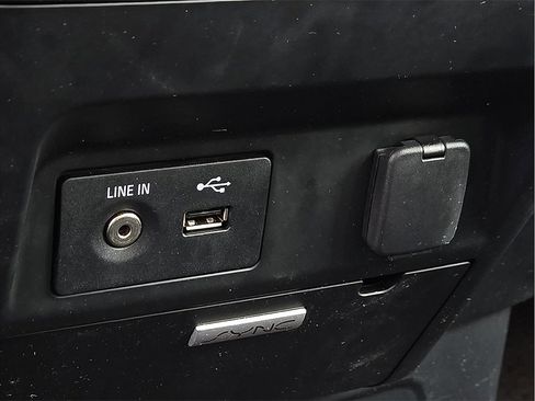 Used 2015 Ford F150 XL w/ Equipment Group 101A Mid image 10