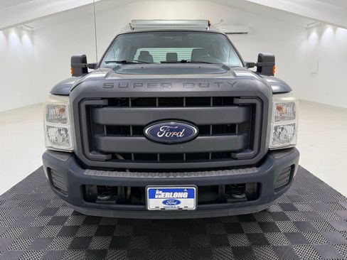 Used 2016 Ford F250 XL w/ Power Equipment Group RWD image 2