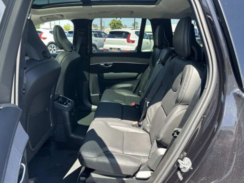 New 2026 Volvo XC90 T8 Ultra w/ Lounge Package AWD/4WD image 15