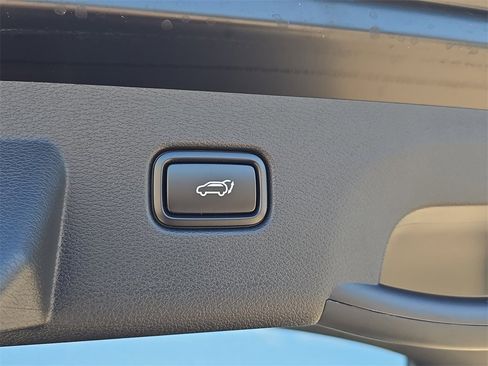 New 2026 Kia Sportage EX image 11