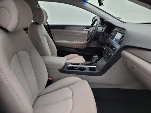 Used 2017 Hyundai Sonata SE image 21