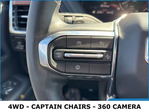 Used 2025 GMC Yukon Denali image 8