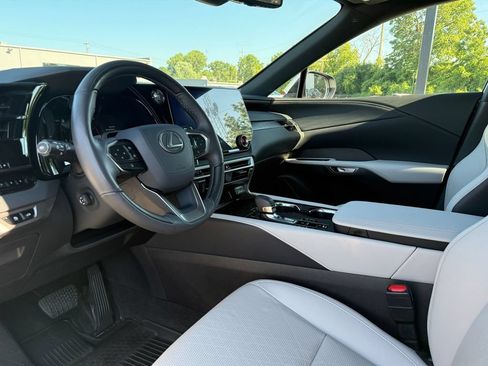 Used 2025 Lexus RX 350 Premium Plus w/ Convenience Package AWD/4WD image 34