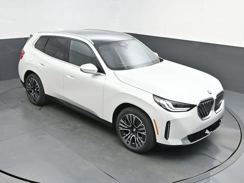 New 2026 BMW X3 xDrive30 w/ Premium Package image 41